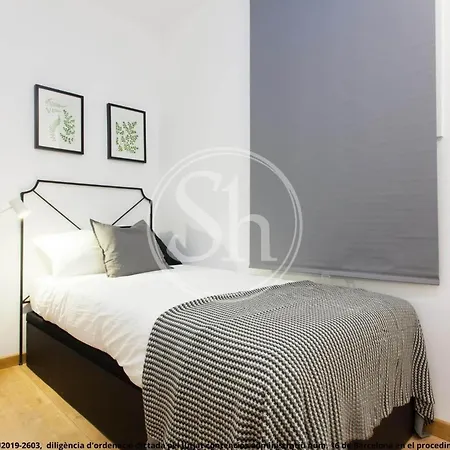 Lägenhet Apartamento Moderno En Urgell Barcelona